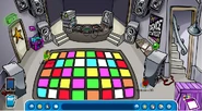 Puffleparty2012construction4CP