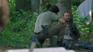 500px-WalkingDeadG17holsteredep04