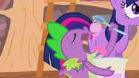 Spike eating an ice cream S2E20