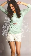 Tumblr m1co2unTrw1qhfaevo2 250