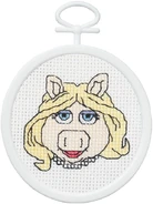 JanLynn1137-12PiggyXstitch