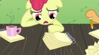 Apple Bloom with notebook S2E23