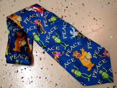 Muppet peace tie