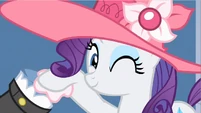 Rarity winks S2E9