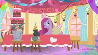 DerangedPinkie&MadameLeFlour S01E25