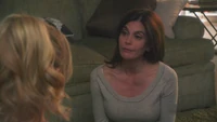 8x21 - Susan offers to move with Julie