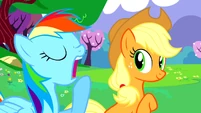 Rainbow yawn S2E25