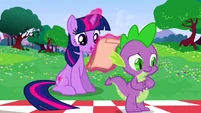 Twilight Spike worried S2E25