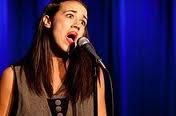 Miranda sings