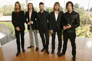 Maroon-5--large-msg-121251232743