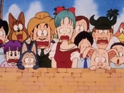Niña similar a Arale