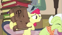 Apple Bloom this book S2E23