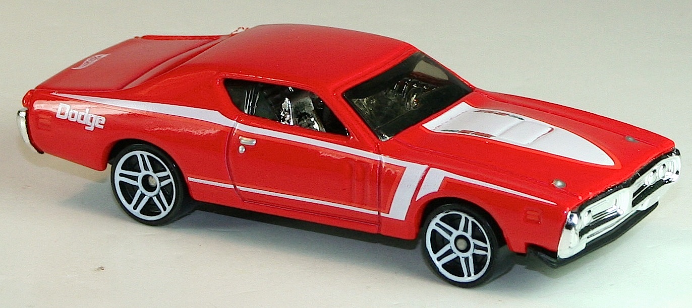 Dodge Charger 71 Hot Wheels. 