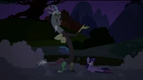 Discord drops Twilight on the ground S2E02