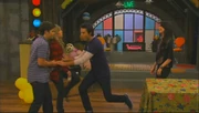 ICarly S04E03-iGet Pranky.HDTV-(017445)11-35-43-