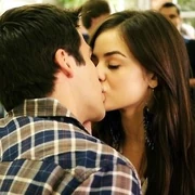 Tumblr m67bx1vMYd1rwgfv5o1 250