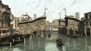 Ponte di Rialto during the day