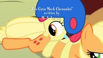 Apple Bloom looks at Applejack's cutie mark S1E23