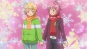 Tadase and amu holding hands