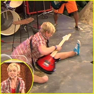 Ross-lynch-aa-clip