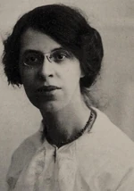 Lottie Thwaite