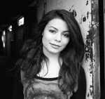 Miranda Cosgrove