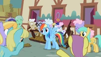 Rainbow Dash rescues Pony Citizens S2E8