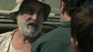 Dale talking to Rick about barn ep7