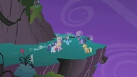 Cliff begins to crack S1E02