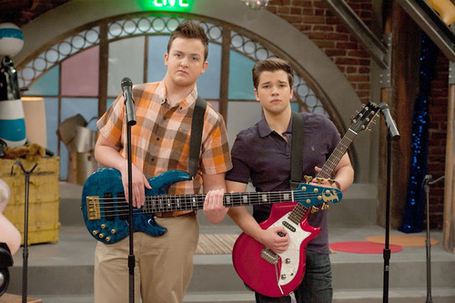 http://images1.wikia.nocookie.net/__cb20121009001924/icarly/images/0/03/Tumblr_mbllnqHTmf1roqz5ao1_500.jpg