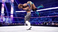 Smackdown 19.10.12.38