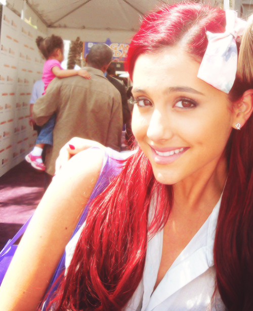 Image Bow 2png Ariana Grande Wiki 4312