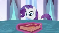 Rarity happy expression S3E1