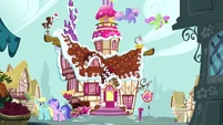 Sugarcube corner S3E3