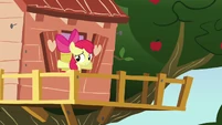Apple Bloom about to close window S3E04