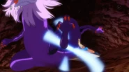 Toriko cutting Devil Serpents leg with Knife