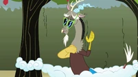 Discord 'I'm here to deliver a message' S2E01