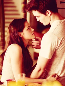 Bella-swan-breaking-dawn-couple-edward-cullen-love-Favim.com-330059