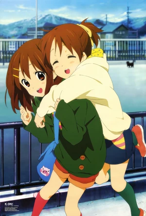 Ui hugging Yui