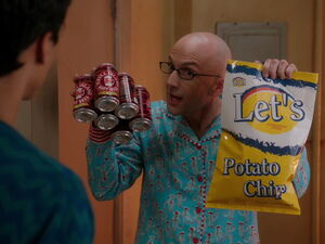 3x15-Abed Dean Pelton boys night