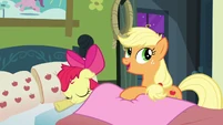 Applejack 'This reunion I'm puttin' together' S3E08