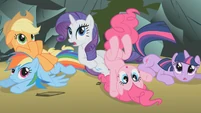 Main 5 surprised at Fluttershy S01E07