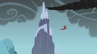 Dragon flying away S01E07