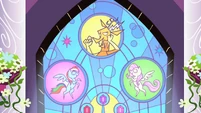 Discord in the window S2E01
