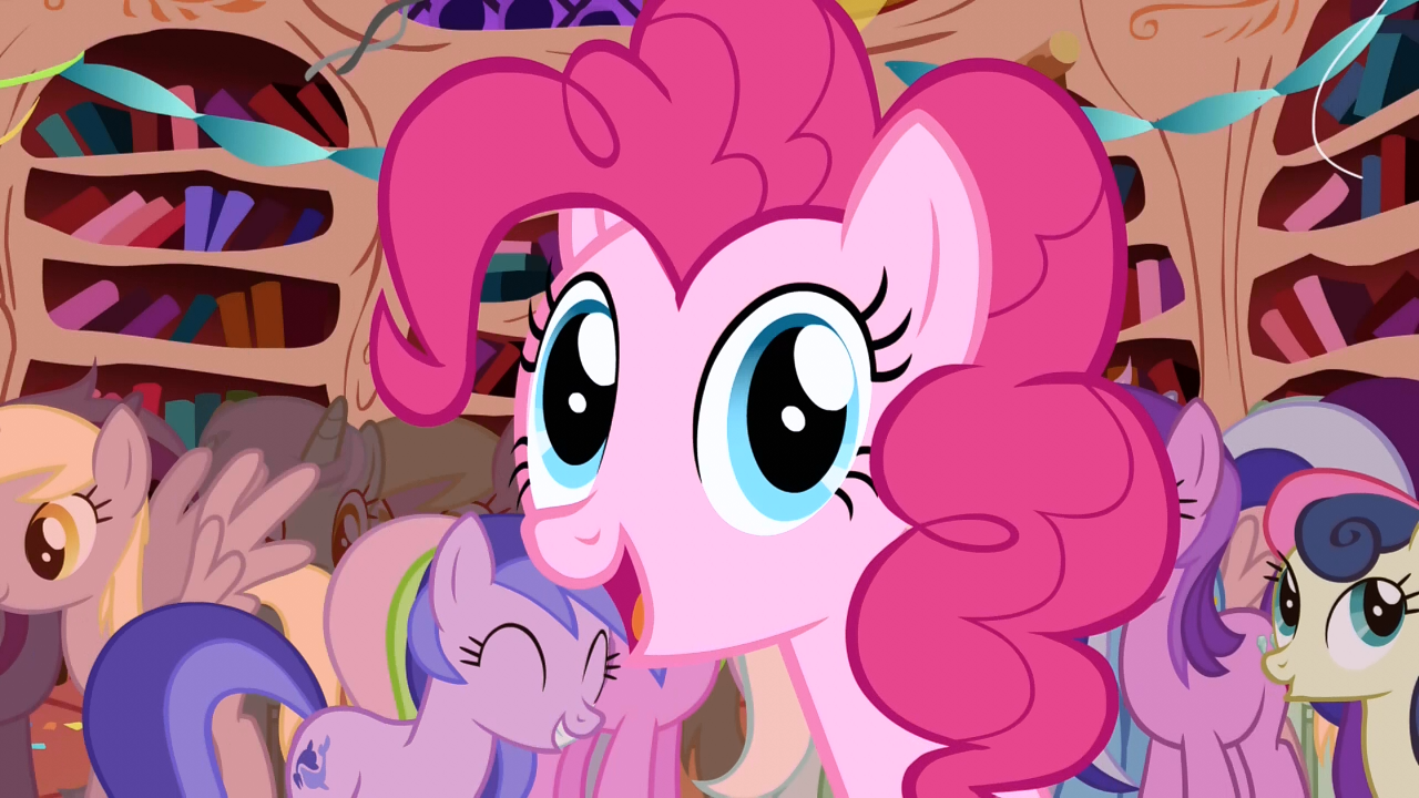 Pinkie_Pie_surprise!_S01E01.png