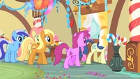 Ponies leaving S01E22