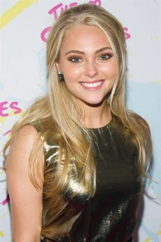 Anna Sophia Robb