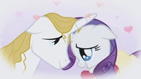 Rarity daydreams about Prince Blueblood S1E03