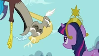 Twilight and Discord "out of that prison block" S03E10