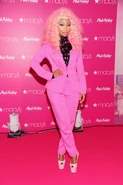 Nicki-macys-queens-2
